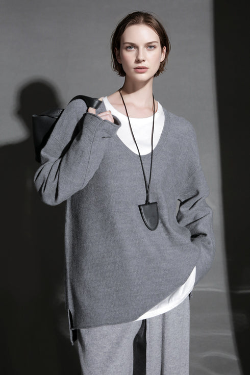 High-End Textured Wool Knit Set for Women – U-Neck Yangzi Yarn Sweater & Stretch Skirt Two-Piece Outfit