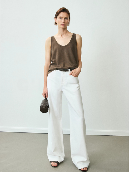 6d713523-cb82-4a54-b9ae-de0da9293090