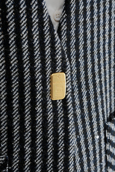 Nordic Striped Wool Blazer for Women – Elegant V-Neck Suit Jacket with Metal Buckle and Structured Shoulders, Fall Office Wear