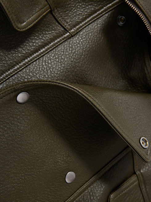 2025 Fall/Winter Women’s Vintage Sheepskin Leather Jacket – Double-Layer Lapel & Structured Panel Design