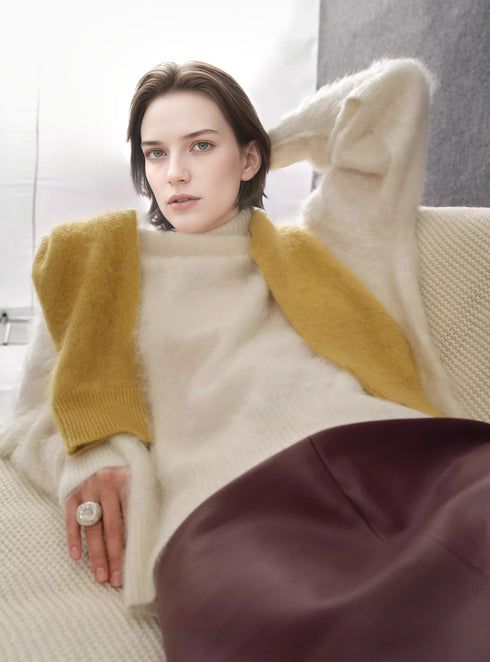 Heavyweight Brushed High-Neck Sweater for Women | Plush Fleece-Like Texture Winter Knit Pullover