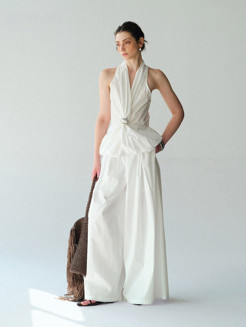 Cotton-Blend Halter Blouse with Sculptural Brooch – Irregular Knotted Waist Bubble-Hem Sleeveless Top