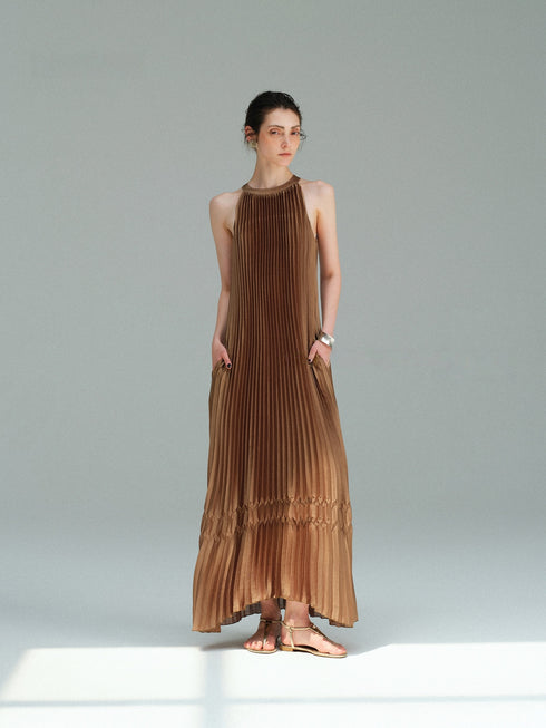 Beige Pleated Halter Neck Maxi Dress – Lightweight Resort Vacation A‑Line Dress