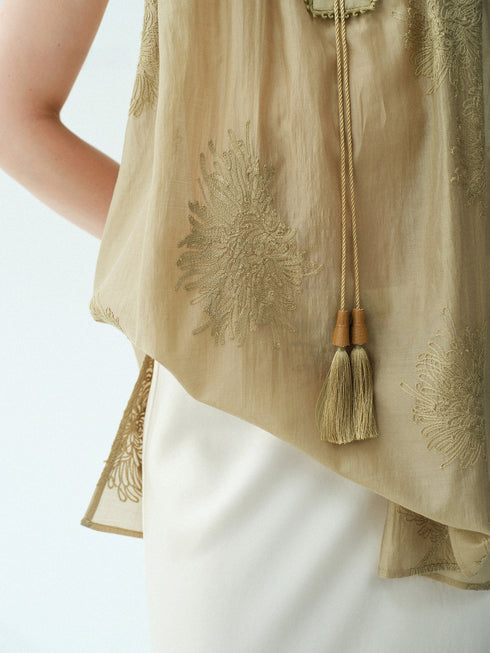 Heavy Embroidered Lyocell V-Neck Blouse – Lantern Sleeve Tassel Top