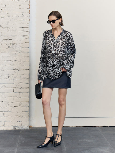 Ultra-Fine 13mm Mulberry Silk Burnout Leopard Blouse in Monochrome