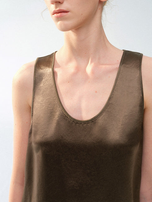 Acetate Satin U-Neck Tank & Lace-Trim Bias-Cut Maxi Skirt Set – Minimalist Luxury Slip Ensemble