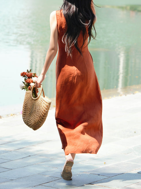 Old-Money Linen Sleeveless Maxi Dress – Relaxed V-Neck Minimalist Summer Dress