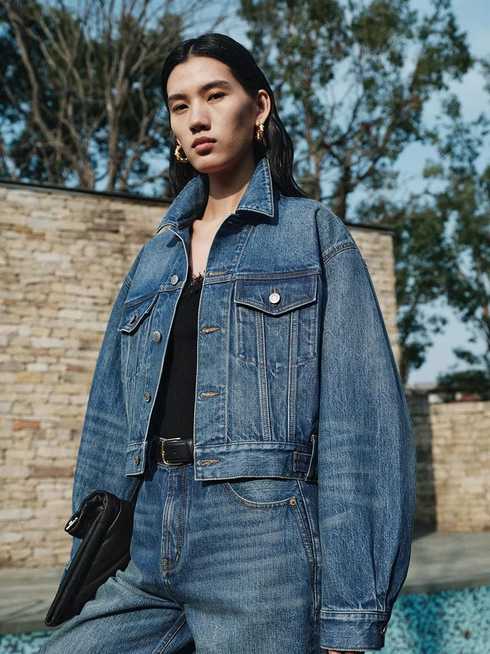 8910cf3f-a90b-453d-9eec-c11ebf2a1d81