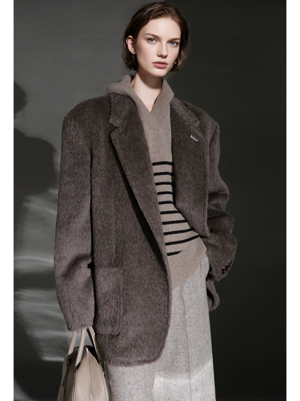 Luxury Suri Baby Alpaca Wool Coat for Women – Tailored Blazer Collar Winter Jacket, Elegant Wool & Fur-Blend Outerwear