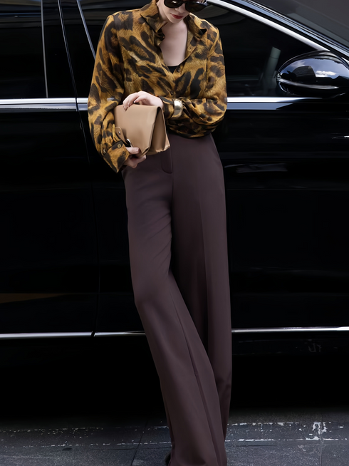 French Vintage Leopard Print Polo Shirt for Women – Elegant Loose-Fit Long Sleeve Top, Versatile & Timeless Style