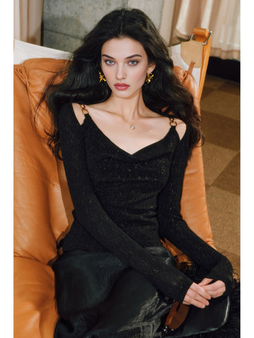 Women’s Starry Sea Luster Knit Top – Draped Neckline, Textured Pleating & Metal Chain Slim Fit