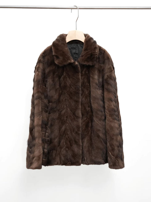 Women’s Short Mink Fur Coat with Turn-Down Collar | Elegant Winter Jacket