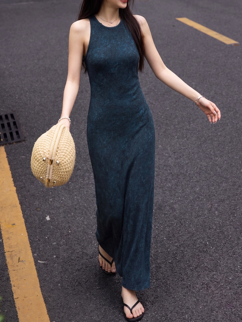 100% Mulberry Silk 45° Bias-Cut Sleeveless Silk Crepe Maxi Dress – Elegant Minimalist Column Dress
