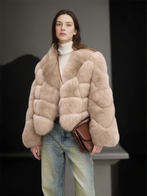 Women’s Short Fox Fur Coat | Chic Winter Jacket with Soft Fluffy Texture