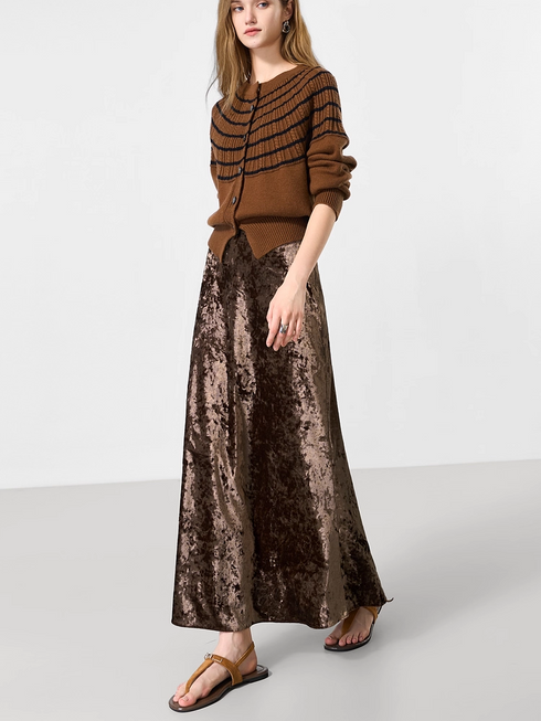 French Vintage Velvet Midi Skirt for Women — Autumn New Fishtail Silhouette Skirt