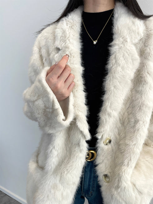 Women’s Faux Shearling Blazer Coat with V-Neck | Chic Bouclé Style Eco Fur Jacket for Winter