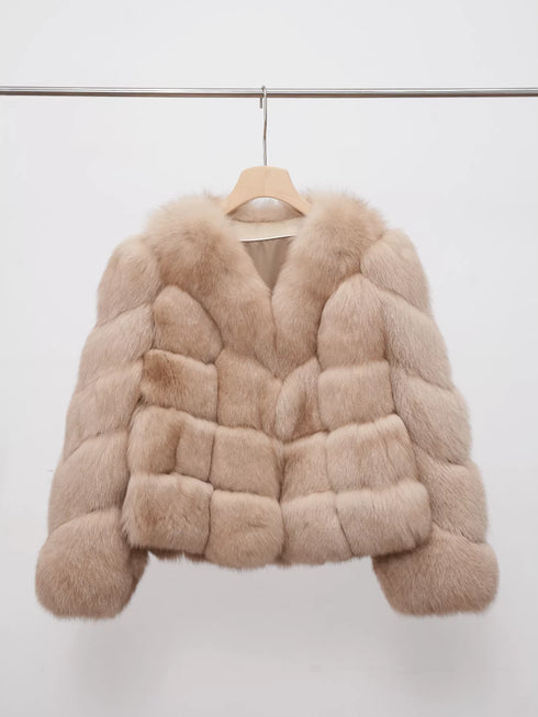 Women’s Short Fox Fur Coat | Chic Winter Jacket with Soft Fluffy Texture