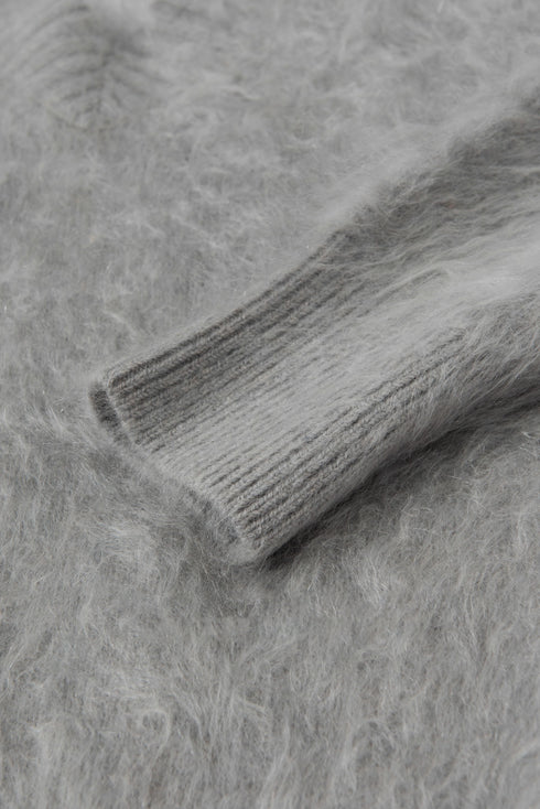 100% Rare Haan Mountain Cashmere Brushed Knit | Cloud-Soft Oversized V-Neck Sweater for Women