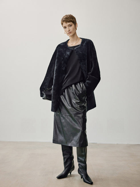 Nordic-Style Merino Shearling Coat – Oversized Relaxed Fit, Natural Shearling, Mid-Length Jacket