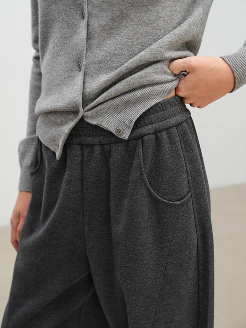 Warm Acetate-Wool Knit Athflow Relaxed Banana Pants for Women – Elastic Waist Twisted-Seam Winter Trousers