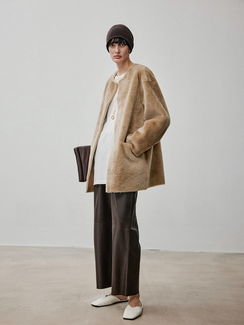 Nordic-Style Merino Shearling Coat – Oversized Relaxed Fit, Natural Shearling, Mid-Length Jacket