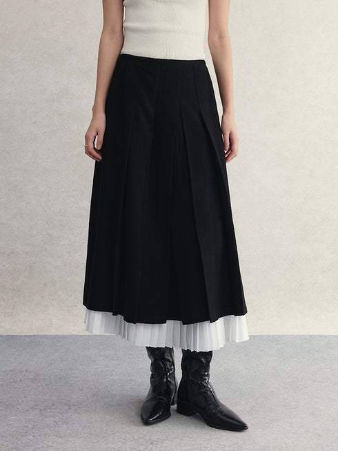 Preppy Style Black and White Piano Key Pleated A-Line Skirt | High-Waisted Accordion Pleated Midi Skirt