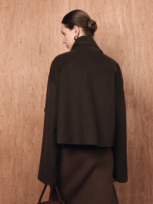 Women's Fine Wool Double-Faced Short Coat with Oversized Lapel – Relaxed Cocoon Silhouette with Leather-Trim Detail
