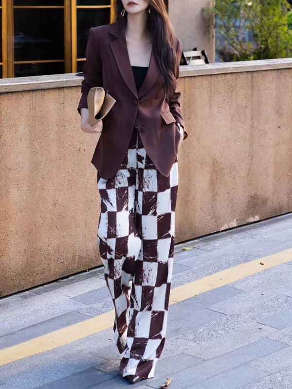 Autumn Two-Piece Set for Women – High-End Coffee Color Plaid Blazer & Trousers, Stylish Tailored Suit