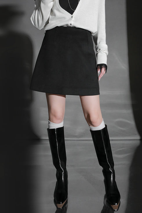Silk-Cashmere A-Line Wool Mini Skirt for Women – High-Waist Slimming Winter Skirt, Versatile Style