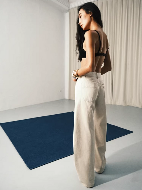 8a6e5c90-565d-41e7-a65c-1c920e635d7a