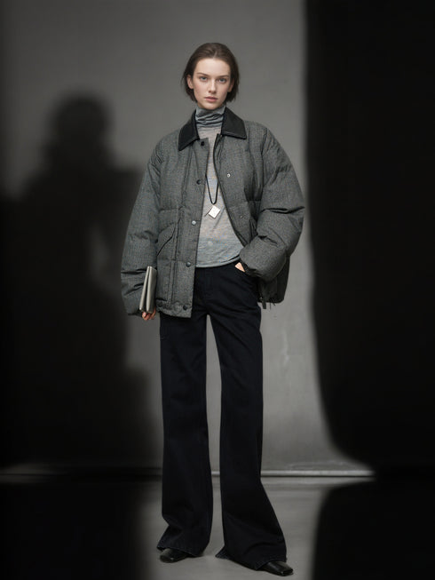 95% White Goose Down Lightweight Puffer Jacket for Women with Leather-Trim Collar and Relaxed MIU-Inspired Design