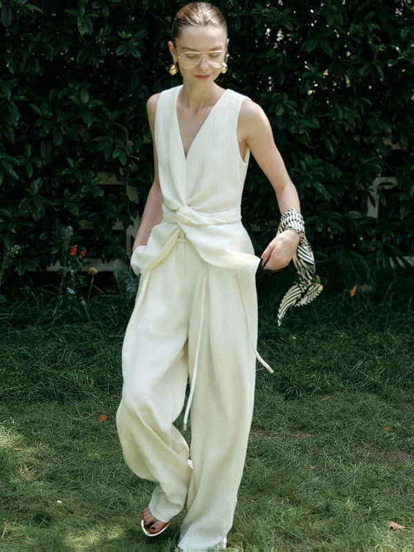 Textured Twist-Front V-Neck Sleeveless Top & Wide-Leg Pants Set – Sculpted Waist Summer Ensemble