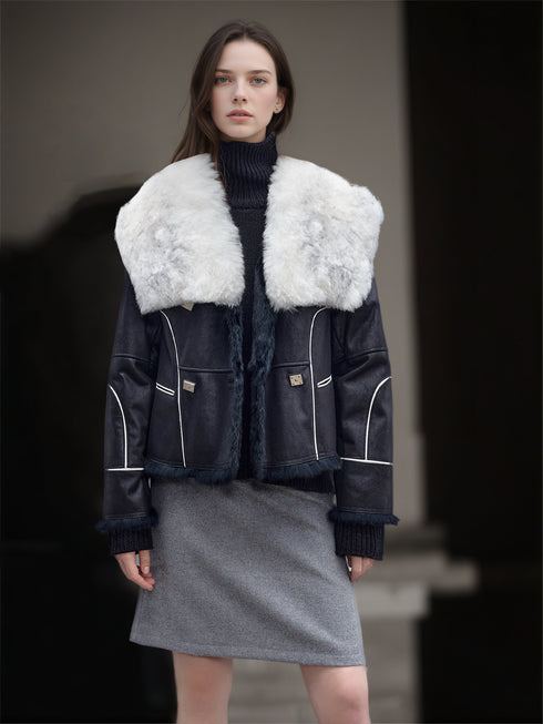 Women’s Short Shearling Suede Coat with Wool-Blend Collar | Stylish Winter Jacket