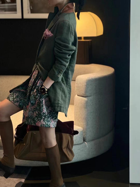 Elegant Autumn Set – Retro Green Jacquard Blazer & Shorts Two-Piece