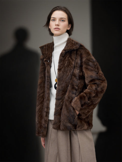 Women’s Short Mink Fur Coat with Turn-Down Collar | Elegant Winter Jacket