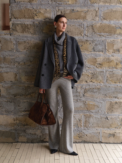 Soft Merino Wool Knit Pants – Ultra-Fine Elastic Waist Knit Trousers with Draped Fit for Women
