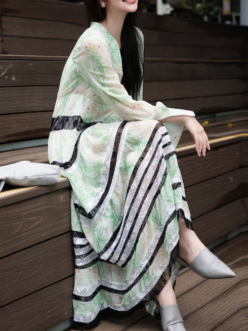 Elegant Vacation-Style Green V-Neck Lace-Panel Dress – Loose-Fit Flowing Dress for Women