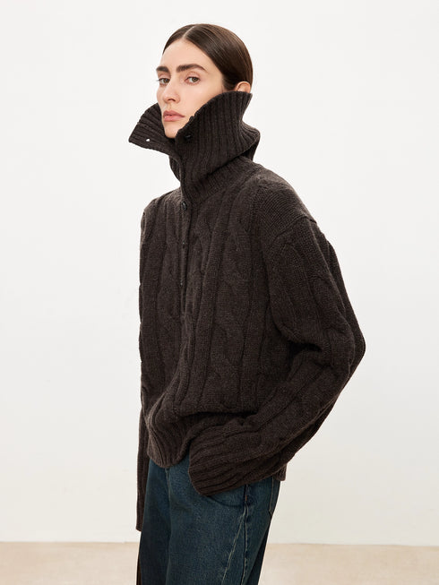 Women’s Vintage "Old-Money" Chunky Cable-Knit Wool Sweater | English-Style T-Silhouette with Stand & Turn-Down Collar