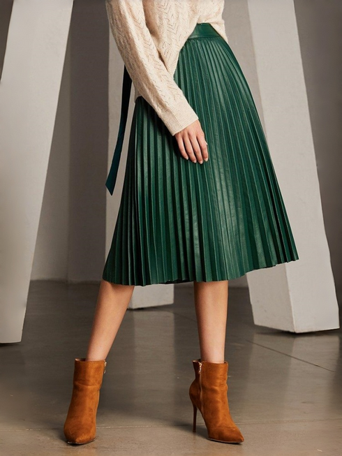 Women's Elegant Vintage High-Waisted Lambskin Leather Pleated Midi Skirt – Luxury Genuine Leather Skirt