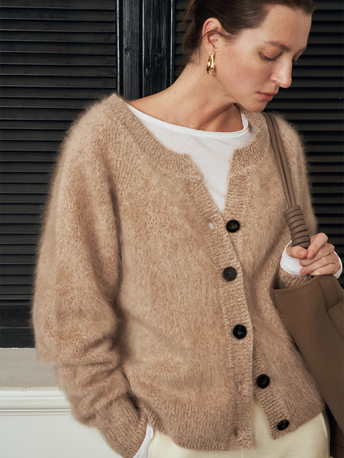 Brushed Cashmere-Wool Bouclé Yarn Crewneck Knit Cardigan for Women