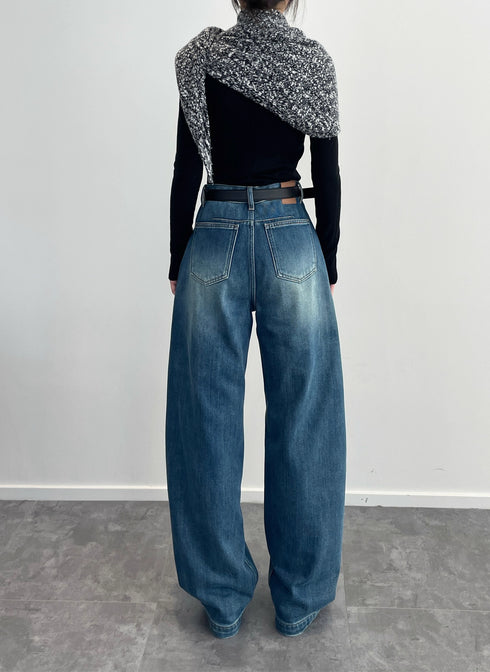 Women’s 100% Cotton Slim Fit Denim Jeans | Vintage Blue Sculpted Panel Scythe-Cut Design Pants