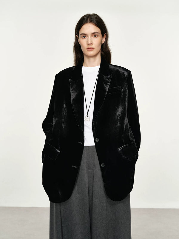 Women's Relaxed Vintage-Style Black Silk Velvet Blazer – Oversized Minimalist Fall/Winter Jacket