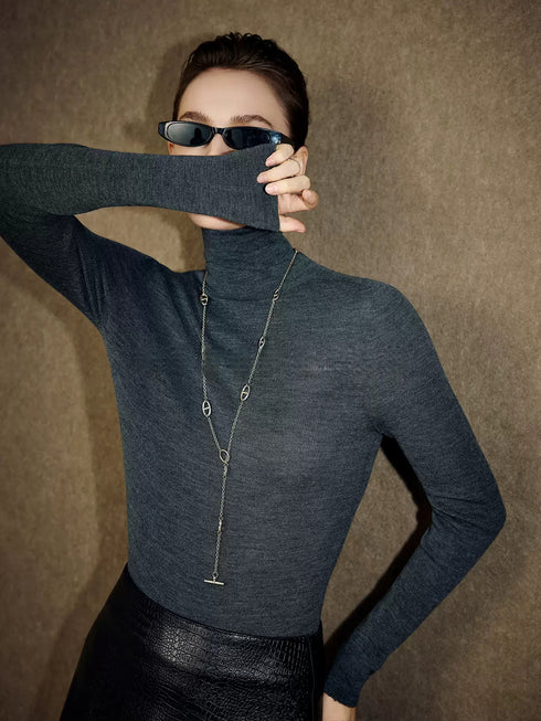 Christmas 100% Wool Seamless Turtleneck Sweater for Women – Slim Fit Winter Knit