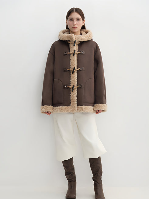 Color-Contrast Shearling Hooded Coat for Women — Mid-Length Faux Sheepskin Jacket with Raw-Edge Trim