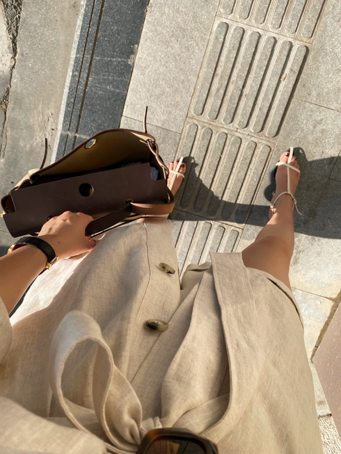 Old Money Style Linen Two-Piece Set for Women – Summer Tie-Front Shirt and Shorts, Retro High-End Look