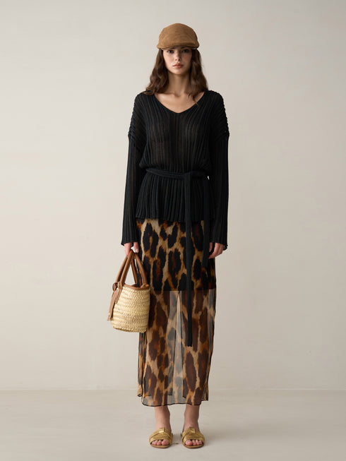 High-Waist Silk Leopard Print Midi Skirt – Lined for Comfort and Elegance