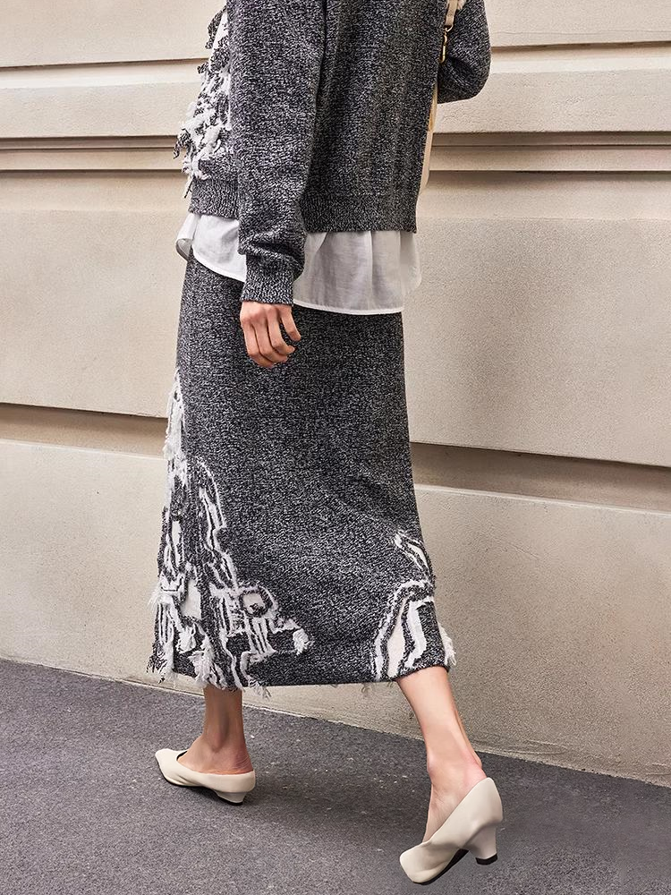 Autumn Winter New Simple Casual Floral Embroidered First-Cut Wool Women’s Knit Pencil Skirt