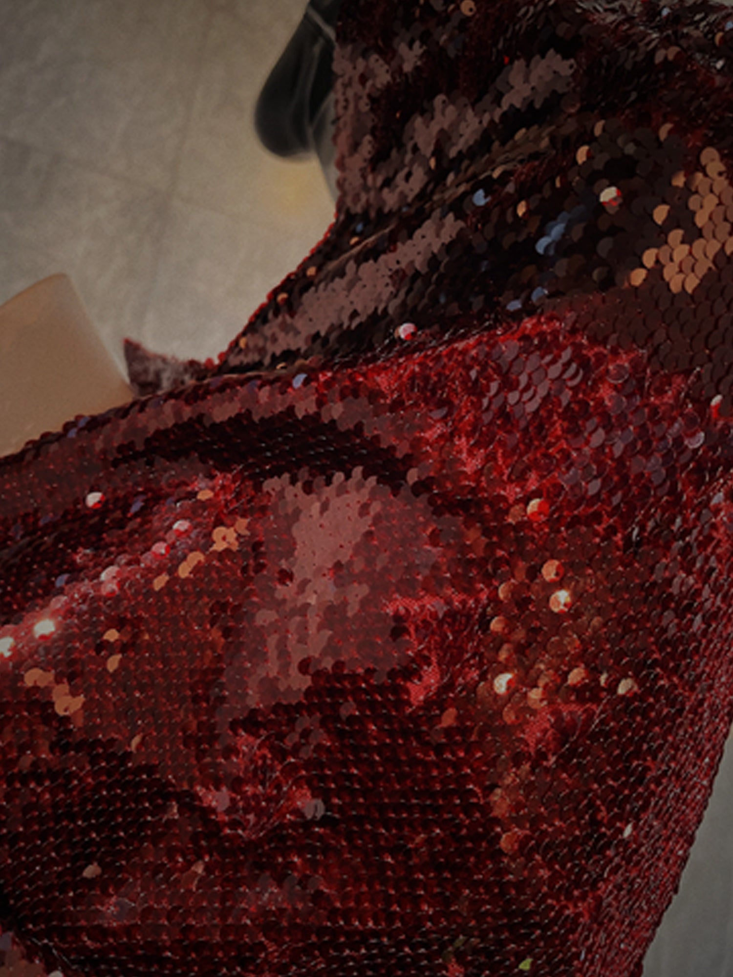 Christmas Party High-Waisted Sequin Pencil Skirt – Slim-Fit Midi Skirt with Side Slit