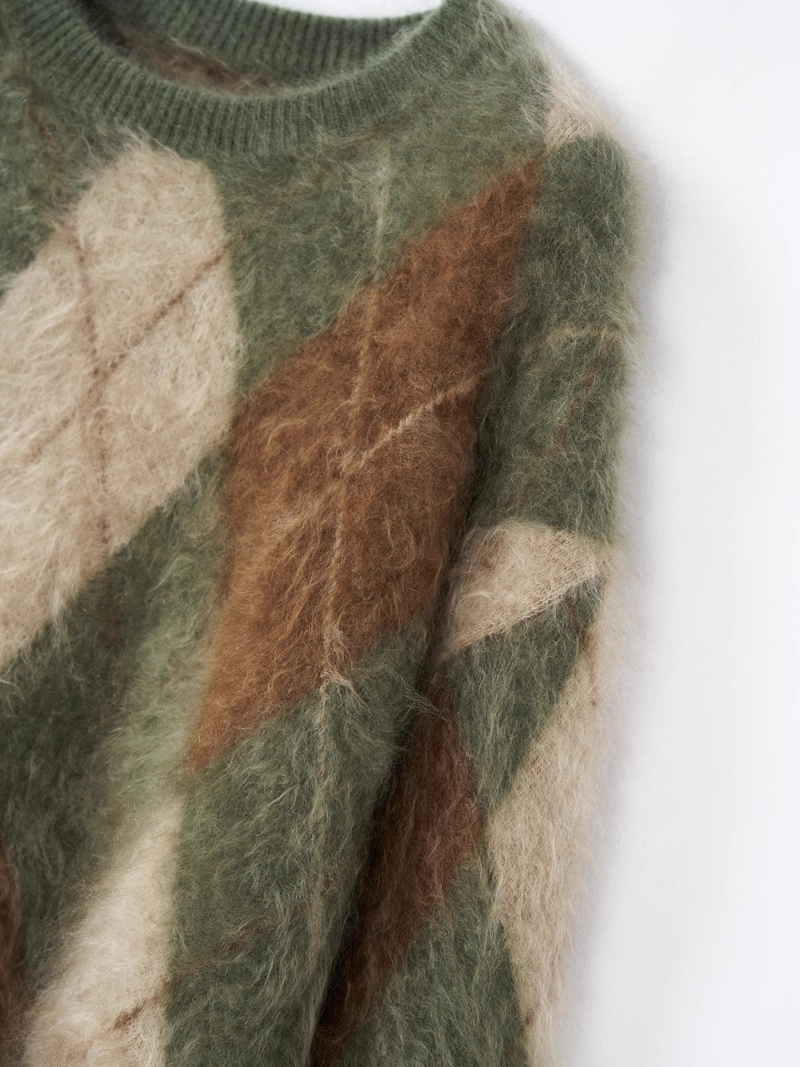 Brushed Cashmere Diamond-Pattern Crewneck Sweater for Women | Soft Long-Sleeve Knit in British-Inspired Style