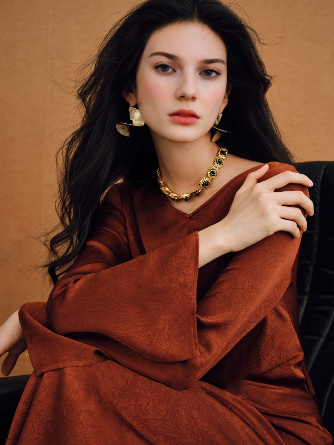 Luxury Shiny Bubble Satin Ruched Wrap Dress for Women – Hand-Pleated Tie-Waist Slim Fit Elegant Outfit